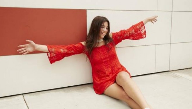 Dua Lipa zgjohet më ndryshe, sa e shëmtuar (Foto)