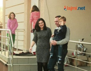 Festa e Krishtlindjeve në një familje shqiptare me besime të ndryshme fetare (Foto/Video)