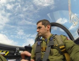 Veton Breznica piloti më i ri në Zelandën e Re