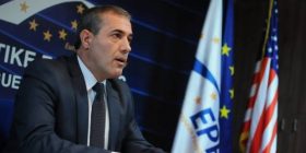 Shala akuzon Ahmetin se po i mashtron qytetarët e Prishtinës