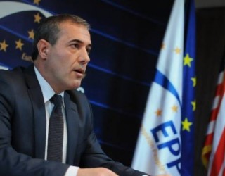 Shala akuzon Ahmetin se po i mashtron qytetarët e Prishtinës