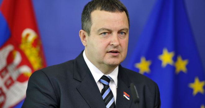 Ivica ​Daçiq viziton sot Shqipërin