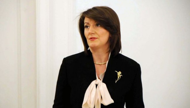 Jahjaga shpërndau dhurata për fëmijët e SOS Fshatit dhe ata me Syndrome Down