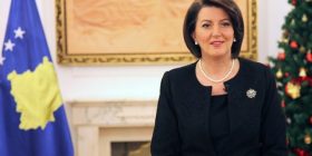 Historianët shpallin Jahjagën anëtare nderi