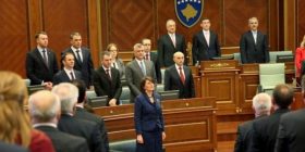 Jahjaga planifikon të flas në Kuvend, VV thotë se nuk e lejon