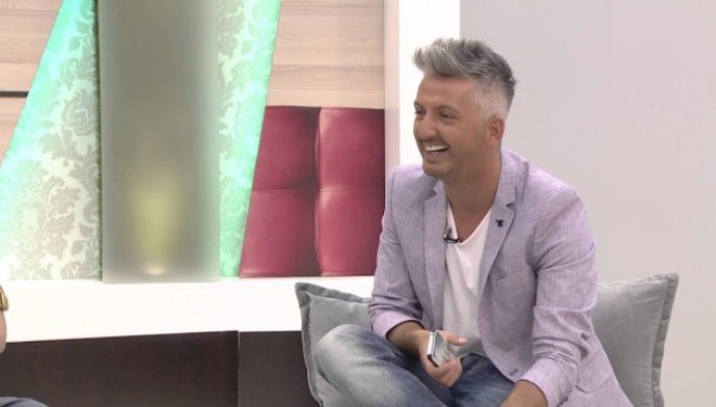 Shpërthen skandal i madh: Akzuohet Labi i 21’shit se është homoseksul (Foto)
