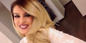 Këto janë momentet më të mira të Leonora Jakupit për vitin 2015 (Foto)