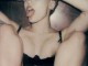 Miley Cyrus e tepron, shfaqet komplet e zhveshur (Foto+18)