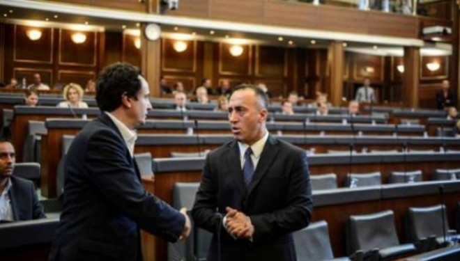 Shtetet e Quintit planifikojnë t’i fusin në listën e zezë Kurtin dhe Haradinajn
