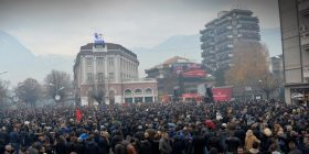 Opozita sot në Prizreni për manifestimin e radhës