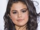 Selena Gomez me selfie seksi para pasqyrës