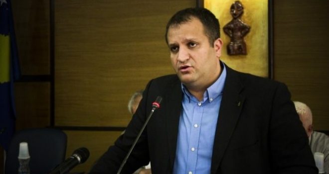 Ahmeti: Nuk ka presion që na zbraps as sulm që na dobëson, fundi po vjen