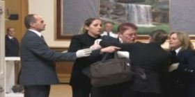 Skandaloze: Deputetja e LDK-së me fjalor të ashpër ,e quan shtazë… (Video)