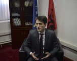 Murati për Kurtin: Ka kondicion të tallet me opinionin publik për kriteret dhe nën-kriteret e kandidatit për President