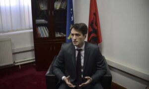 Murati për Kurtin: Ka kondicion të tallet me opinionin publik për kriteret dhe nën-kriteret e kandidatit për President