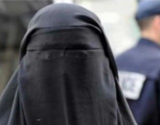 Kjo është Elma, vajza nga Mitrovica e dyshuar për terrorizëm (Foto)