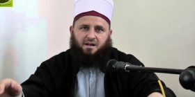 Ekskluzive: Si i çonte të rinjtë kosovarë në ISIS Imami i arrestuar Zekria Qazimi (SMS-Dëshmi)