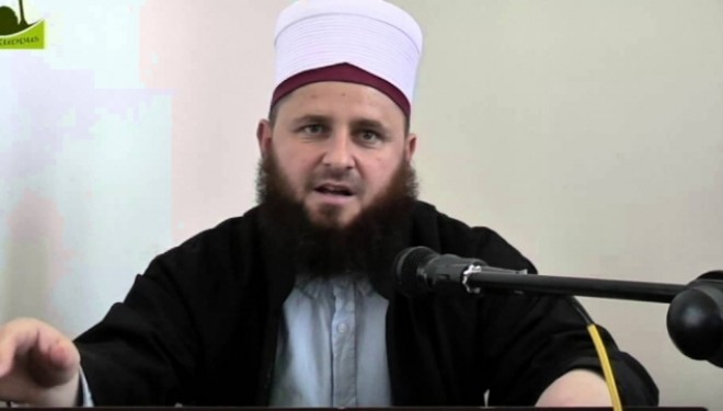 Ekskluzive: Si i çonte të rinjtë kosovarë në ISIS Imami i arrestuar Zekria Qazimi (SMS-Dëshmi)