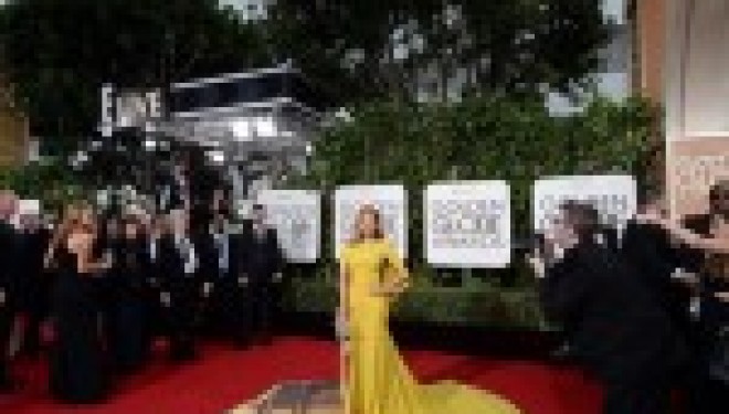 Jennifer Lopez me diamante 200 karat në Golden Globes (FOTO)