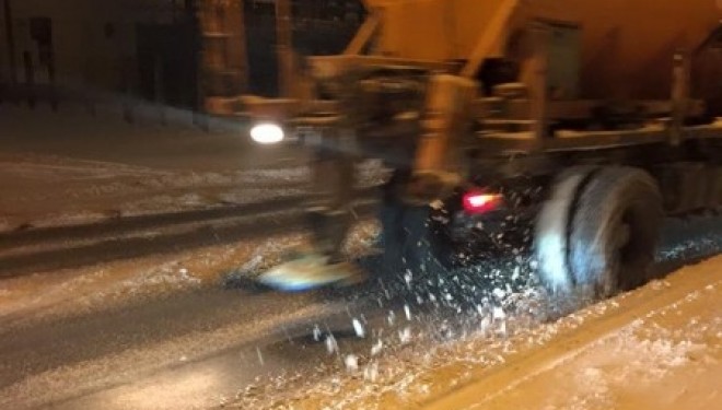 Sejdiu: Puna po vazhdon për pastrimin e rrugëve dhe trotuareve