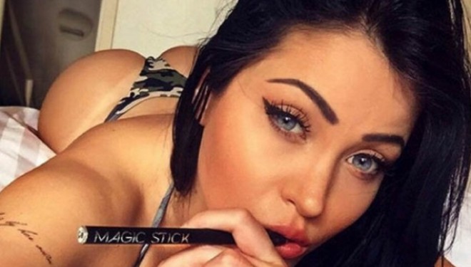 Këto ishin selfie-t më seksi të vitit që lamë pas (Foto+16)