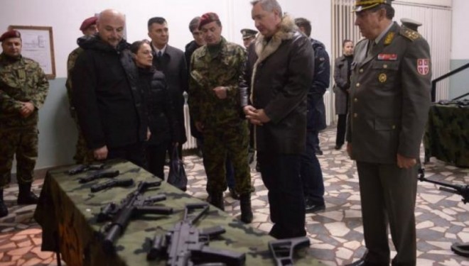 Rogozin: Pyetni serbët a duan bazë ushtarake ruse në Serbi