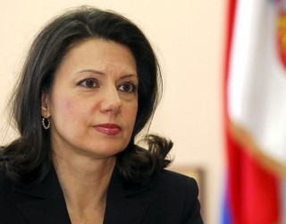 Rashkoviq: Vuçiq po i tradhton serbët