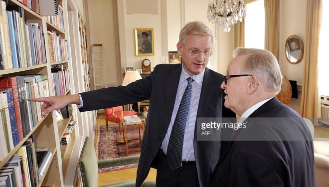 Der Standard: Martti Ahtisaari ose Bildt mund të vinë për të ndërmjetësuar krizën në Kosovë
