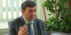 Bajrami: Ditarët klasikë do të zëvendësohen me ata elektronik