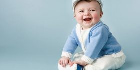Këshilla rreth pozitës të cilën nuk guxojn të ulen bebet e juaja