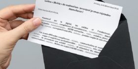 E mbushi CV me “bla bla bla”, ndërmarrja punëson të riun
