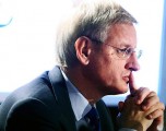 Carl Bildt: Procesi për anëtarësimin e Ballkanit Perëndimor ishte shumë i ngadaltë, por një fije shprese po shfaqet me Malin e Zi