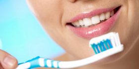 16 përdorime alternative të brushës së dhëmbëve