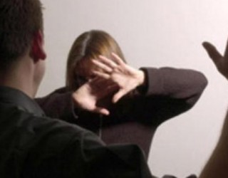 Vajzat nga Tirana: Babi na ngacmon seksualisht
