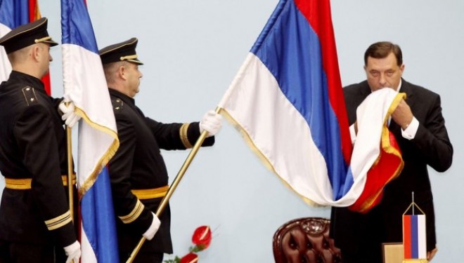 Dodik “shpall pavarësinë” e Republika Srpska-s