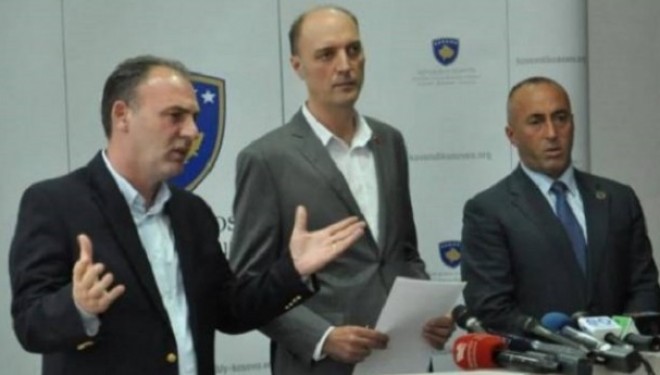 Opozita ua rikujton Thaçit dhe Mustafës premtimet e parealizuara