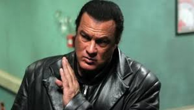 Aktori dhe muzikanti Steven Seagal ka marrë nënshtetësinë serbe