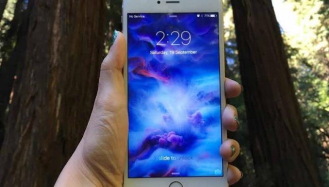 iPhone 8 mund te jete celulari i pare me ekran OLED