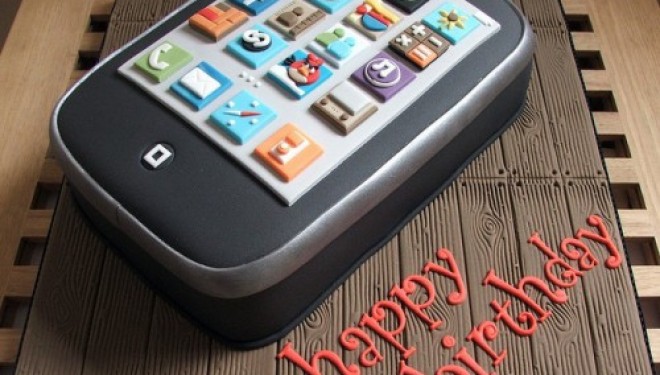 Apple feston ditëlindjen e nëntë të iPhone
