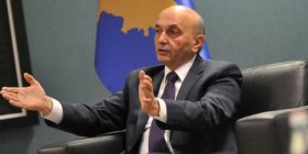 Mustafa sulmet në botë i krahason me sulmet e opozitës