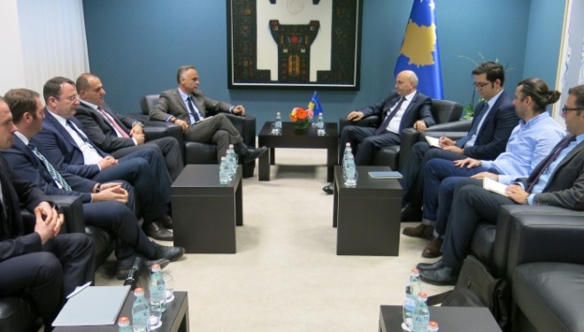Mustafa u thotë prodhuesve vendorë të përgatiten për tregun evropian