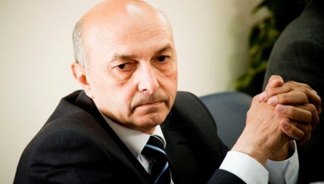 Isa Mustafa përkujton Ibrahim Rugovën!
