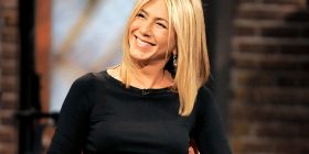 Jennifer Aniston  pasionin  të shfrenuar për bikini