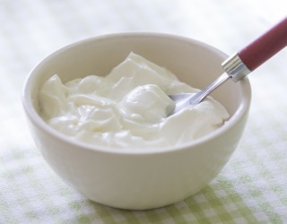 Jogurti dhe efektet e përdorimit të tij për lëkuren