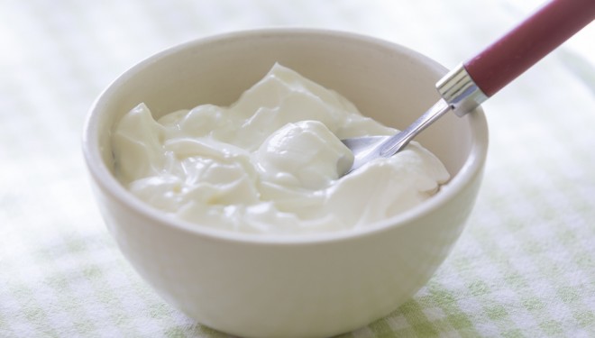 Jogurti dhe efektet e përdorimit të tij për lëkuren