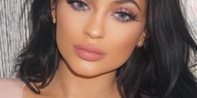 Kylie Jenner video hot në shtrat