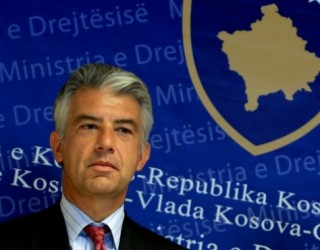 Reichel: Jemi të shokuar me dhunën e opozitës në Kosovë