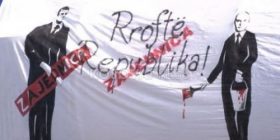 Shfaqen banera të rinj, “9 Janar Protesto për Republikën”