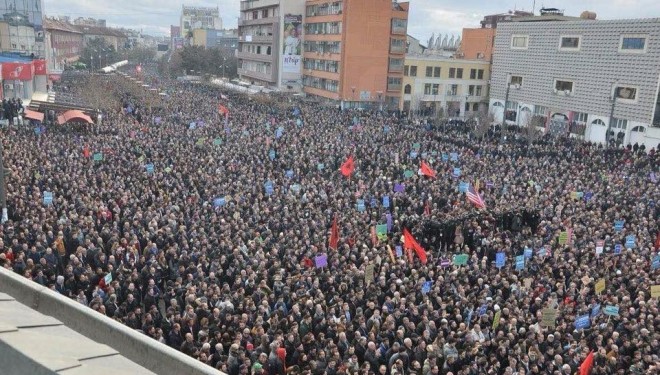 Opozita me formë tjetër të protestës, ditë e natë para Qeverisë