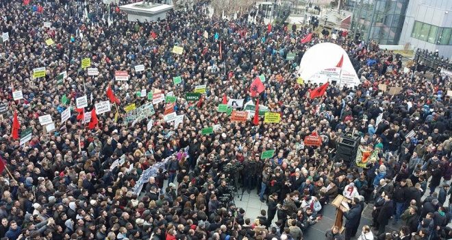 Opozita: Të shtunën nis rënia e Qeverisë